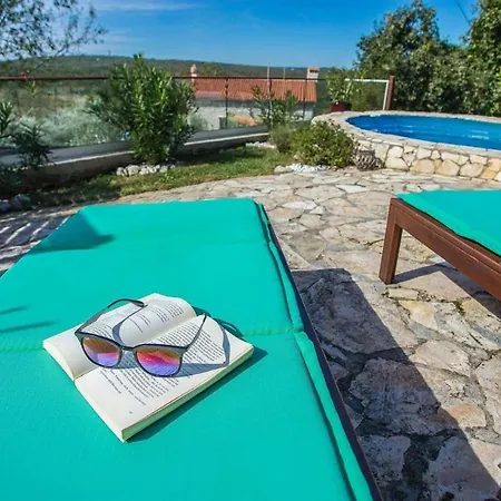 Casa Deborah * Ripenda Kras